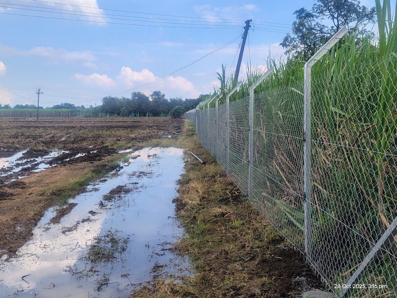 Farm fencing project completed by Khet Rakshak Industries